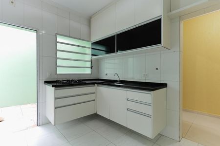 Casa para alugar com 105m², 2 quartos e 1 vagaCozinha