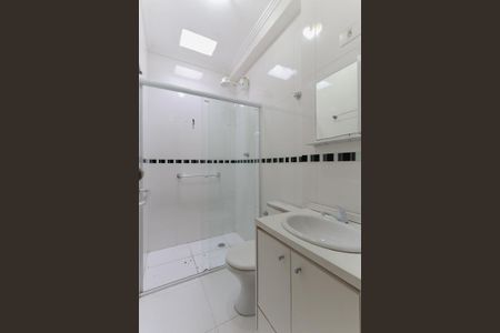 Casa para alugar com 105m², 2 quartos e 1 vagaBanheiro da suíte