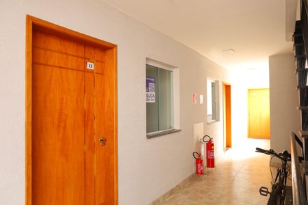 Apartamento para alugar com 32m², 1 quarto e sem vagaPlaca instalada na janela do imóvel - Código da placa:  JHAR-469