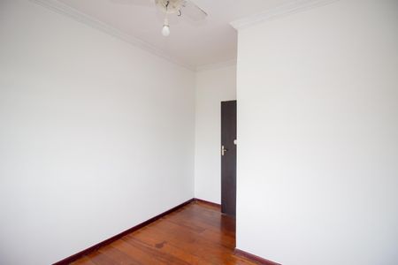 Apartamento para alugar com 120m², 3 quartos e 2 vagasQuarto 2