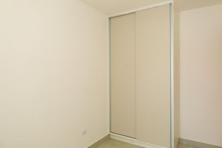 Quarto de apartamento para alugar com 1 quarto, 32m² em Vila Rosaria, São Paulo