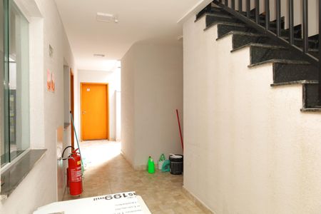 Apartamento para alugar com 32m², 1 quarto e sem vagaÁrea comum - Saguão do prédio