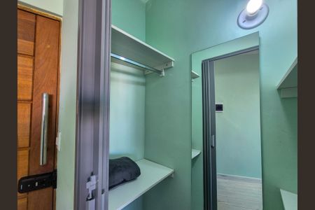 Studio para alugar com 28m², 1 quarto e sem vagaQuarto - Armário