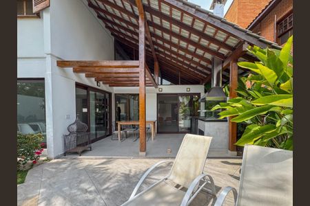 Casa de condomínio à venda com 252m², 4 quartos e 4 vagasFoto 36