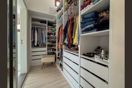 Casa de condomínio à venda com 252m², 4 quartos e 4 vagasFoto 56