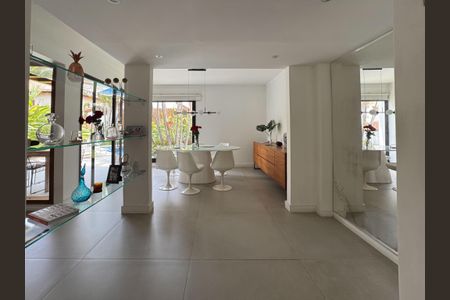 Casa de condomínio à venda com 252m², 4 quartos e 4 vagasFoto 23