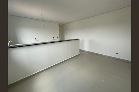 Sala de casa para alugar com 2 quartos, 65m² em Nhambuca, Cotia