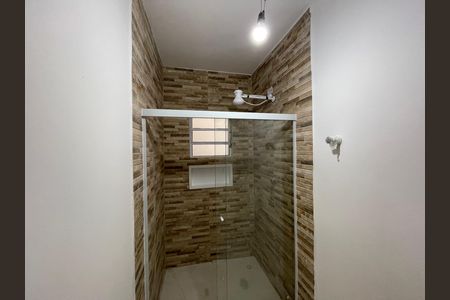 Banheiro da Suíte de casa para alugar com 2 quartos, 65m² em Nhambuca, Cotia