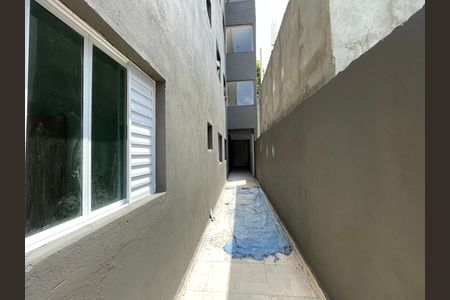 Quintal de casa para alugar com 2 quartos, 65m² em Nhambuca, Cotia