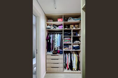 Apartamento para alugar com 65m², 2 quartos e 1 vagaQuarto 1 - Suíte