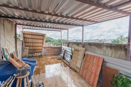 Casa à venda com 82m², 2 quartos e 1 vagaTerraço