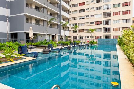 Apartamento para alugar com 47m², 2 quartos e 1 vagaPiscina