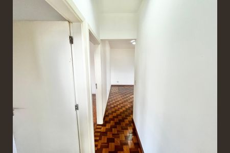 Apartamento à venda com 94m², 2 quartos e 1 vaga Apartamento à venda com 94m², 2 quartos e 1 vagaCorredor