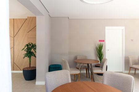 Studio à venda com 27m², 1 quarto e sem vagaÁrea comum - Salão de festas