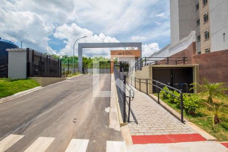 Apartamento para alugar com 46m², 2 quartos e 1 vaga Apartamento para alugar com 46m², 2 quartos e 1 vagaFachada