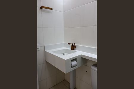 Apartamento para alugar com 46m², 2 quartos e 1 vaga Apartamento para alugar com 46m², 2 quartos e 1 vagaBanheiro