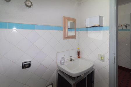 Casa para alugar com 180m², 3 quartos e 2 vagasBanheiro 1