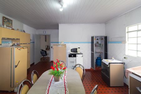 Casa para alugar com 180m², 3 quartos e 2 vagasCozinha