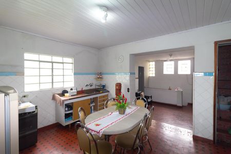 Casa para alugar com 180m², 3 quartos e 2 vagasCozinha