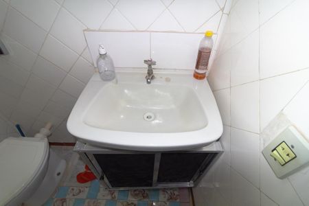 Casa para alugar com 180m², 3 quartos e 2 vagasBanheiro 1