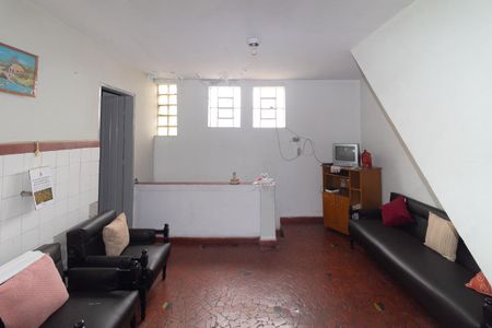 Casa para alugar com 180m², 3 quartos e 2 vagasSala