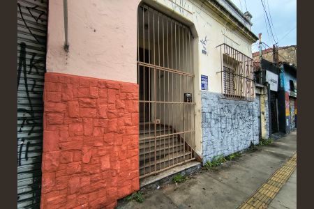 Casa à venda com 192m², 3 quartos e 8 vagasFachada