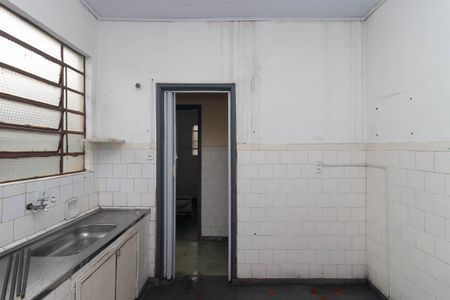 Casa à venda com 192m², 3 quartos e 8 vagas Casa à venda com 192m², 3 quartos e 8 vagasCozinha