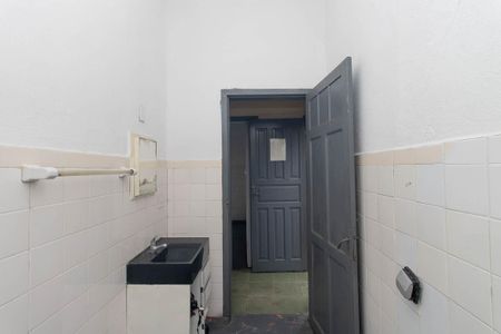 Casa à venda com 192m², 3 quartos e 8 vagas Casa à venda com 192m², 3 quartos e 8 vagasBanheiro