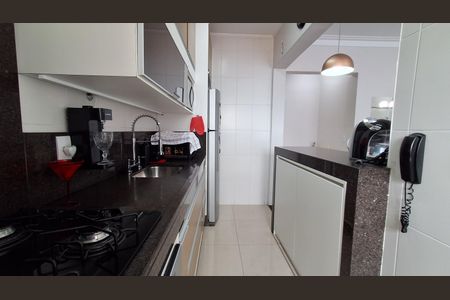 Apartamento à venda com 65m², 2 quartos e 2 vagas Apartamento à venda com 65m², 2 quartos e 2 vagasCozinha