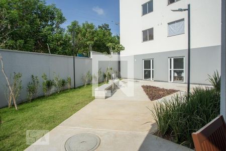 Apartamento à venda com 44m², 2 quartos e 1 vaga Apartamento à venda com 44m², 2 quartos e 1 vagaÁrea externa