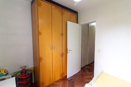Apartamento à venda com 105m², 4 quartos e 2 vagas Apartamento à venda com 105m², 4 quartos e 2 vagasQuarto 2