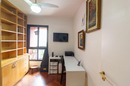Apartamento à venda com 105m², 4 quartos e 2 vagas Apartamento à venda com 105m², 4 quartos e 2 vagasQuarto 1 - Escritório