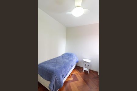 Apartamento à venda com 105m², 4 quartos e 2 vagas Apartamento à venda com 105m², 4 quartos e 2 vagasQuarto 3