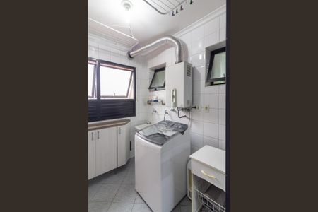 Apartamento à venda com 105m², 4 quartos e 2 vagas Apartamento à venda com 105m², 4 quartos e 2 vagasÁrea de Serviço