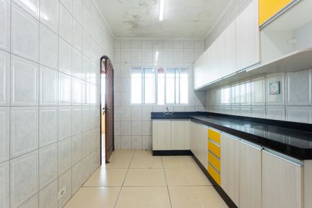 Casa para alugar com 100m², 2 quartos e 1 vagaCozinha 