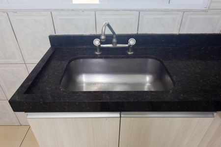 Casa para alugar com 100m², 2 quartos e 1 vagaCozinha - Pia 