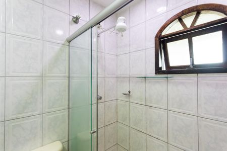 Casa para alugar com 100m², 2 quartos e 1 vagaBanheiro 2 - Chuveiro 