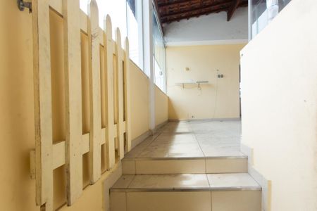 Casa para alugar com 100m², 2 quartos e 1 vagaEntrada 