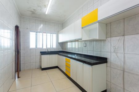 Casa para alugar com 100m², 2 quartos e 1 vagaCozinha 