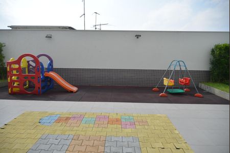 Apartamento para alugar com 66m², 2 quartos e 2 vagasÁrea comum - Playground