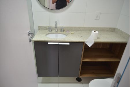 Apartamento para alugar com 66m², 2 quartos e 2 vagasBanheiro Social