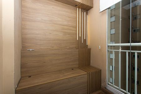 Apartamento à venda com 73m², 3 quartos e 1 vaga Apartamento à venda com 73m², 3 quartos e 1 vagaVaranda