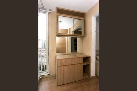 Apartamento à venda com 73m², 3 quartos e 1 vaga Apartamento à venda com 73m², 3 quartos e 1 vagaVaranda