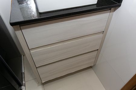 Apartamento à venda com 73m², 3 quartos e 1 vaga Apartamento à venda com 73m², 3 quartos e 1 vagaBanheiro Social