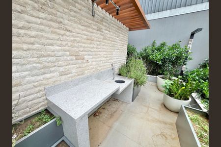 Apartamento à venda com 117m², 2 quartos e 2 vagas Apartamento à venda com 117m², 2 quartos e 2 vagasÁrea comum - Churrasqueira