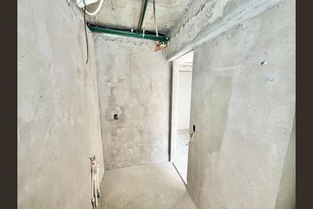 Apartamento à venda com 117m², 2 quartos e 2 vagas Apartamento à venda com 117m², 2 quartos e 2 vagasBanheiro da Suíte 1