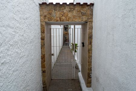 Casa para alugar com 140m², 2 quartos e sem vagaEntrada