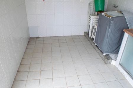 Casa para alugar com 140m², 2 quartos e sem vagaÁrea de Serviço