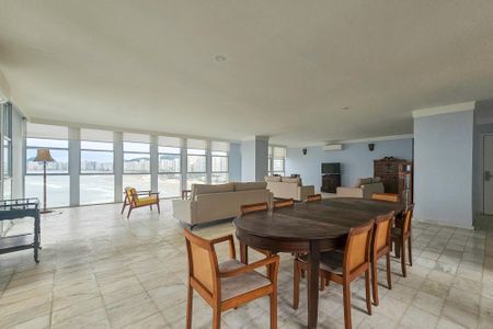 Apartamento para alugar com 270m², 3 quartos e 2 vagasSala