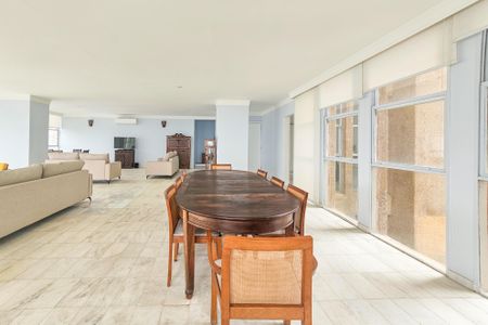 Apartamento para alugar com 270m², 3 quartos e 2 vagasSala
